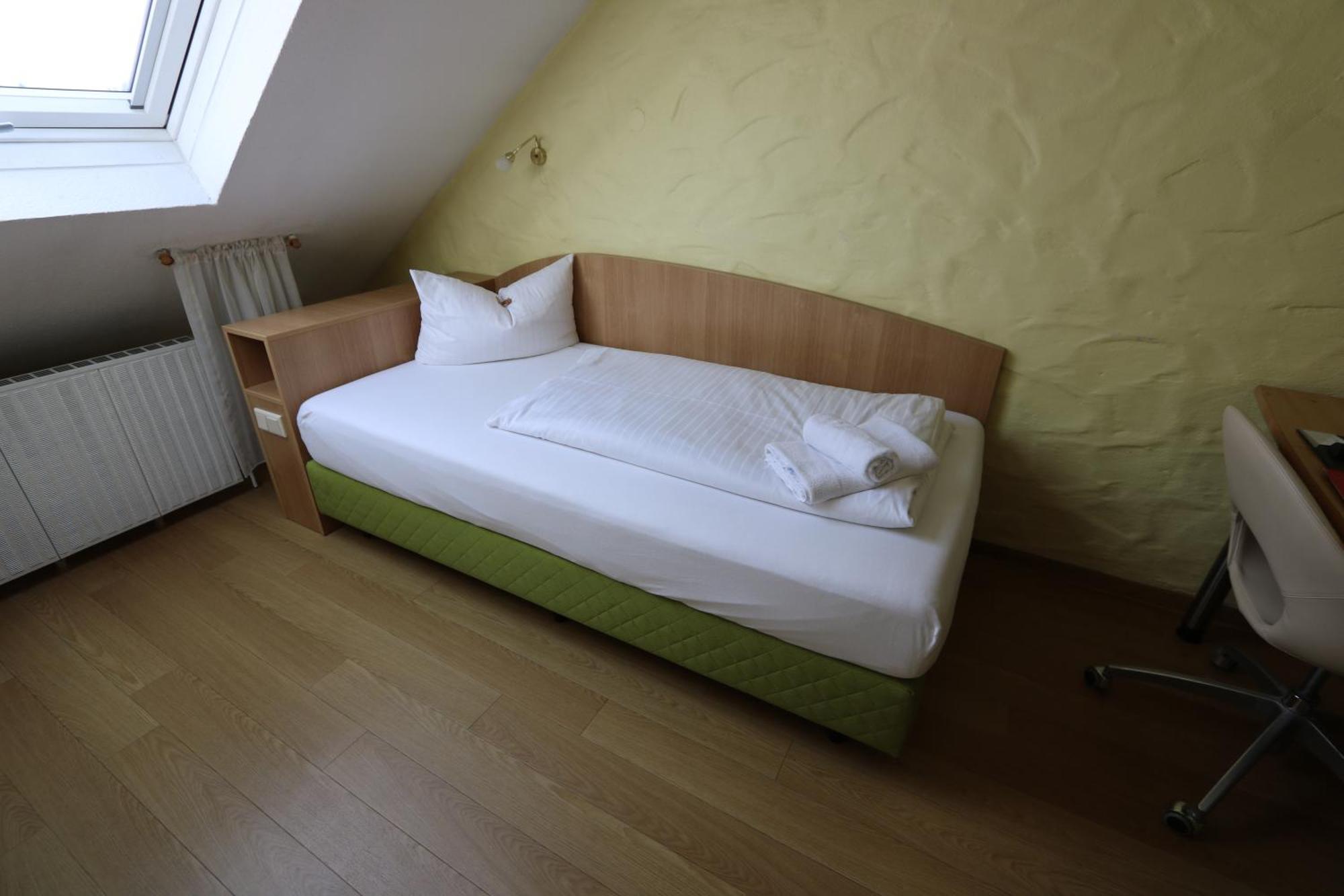 Hotel Avenue Altenfurt نورنبيرغ المظهر الخارجي الصورة