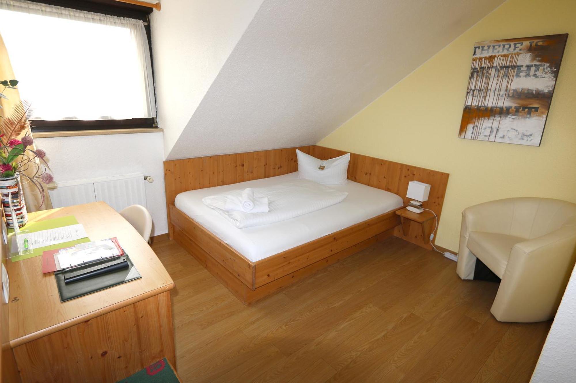Hotel Avenue Altenfurt نورنبيرغ المظهر الخارجي الصورة
