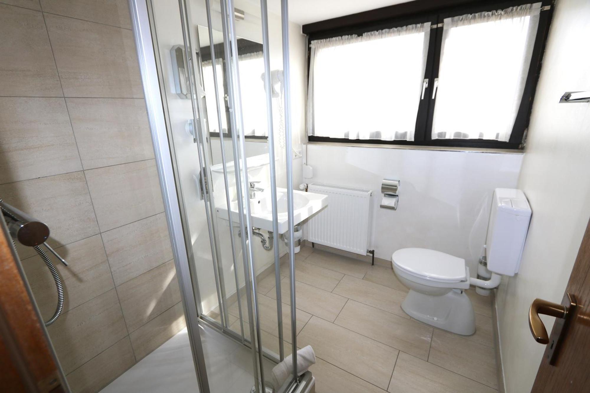 Hotel Avenue Altenfurt نورنبيرغ المظهر الخارجي الصورة