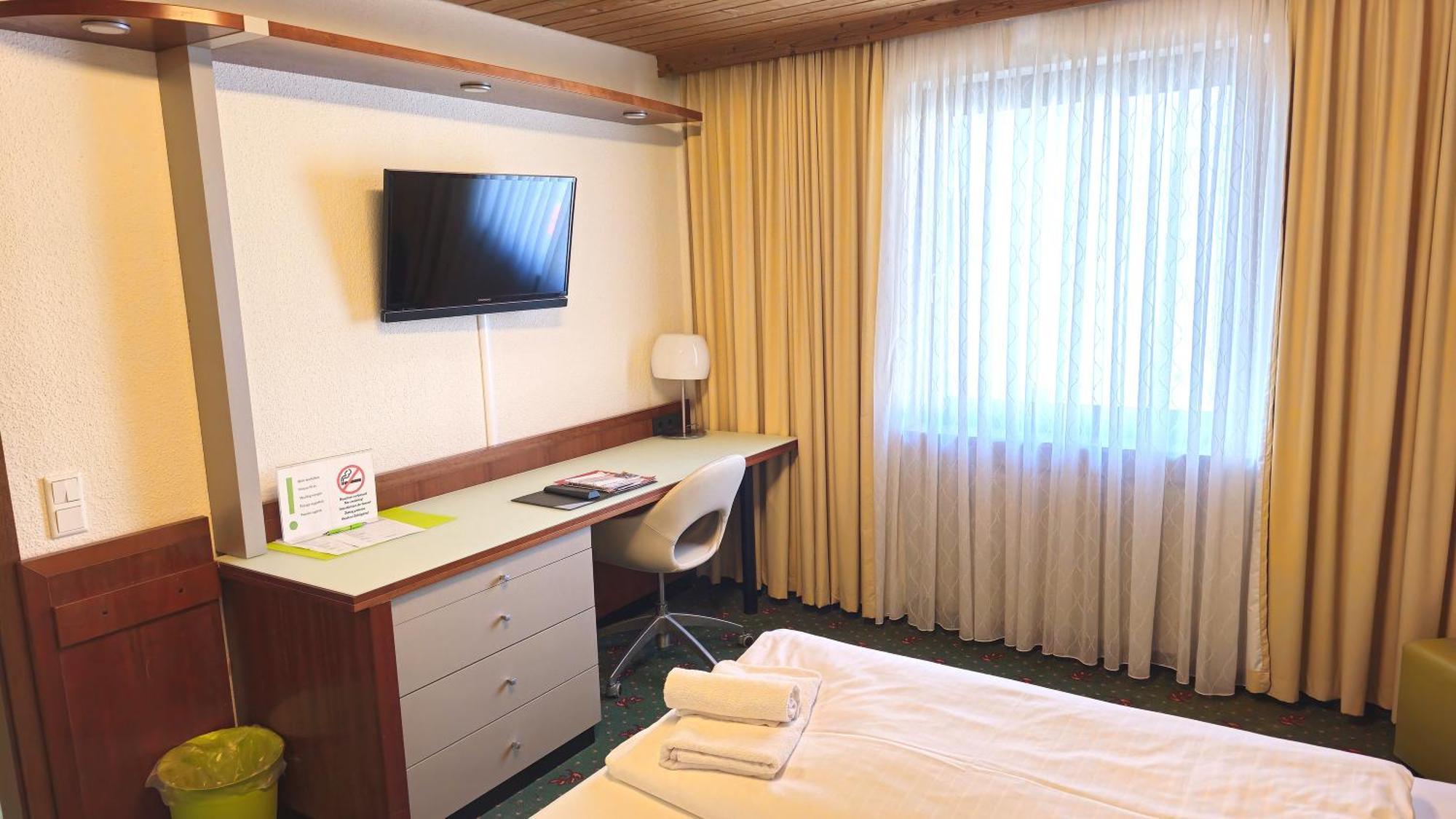 Hotel Avenue Altenfurt نورنبيرغ المظهر الخارجي الصورة