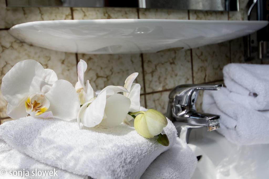 Hotel Avenue Altenfurt نورنبيرغ المظهر الخارجي الصورة